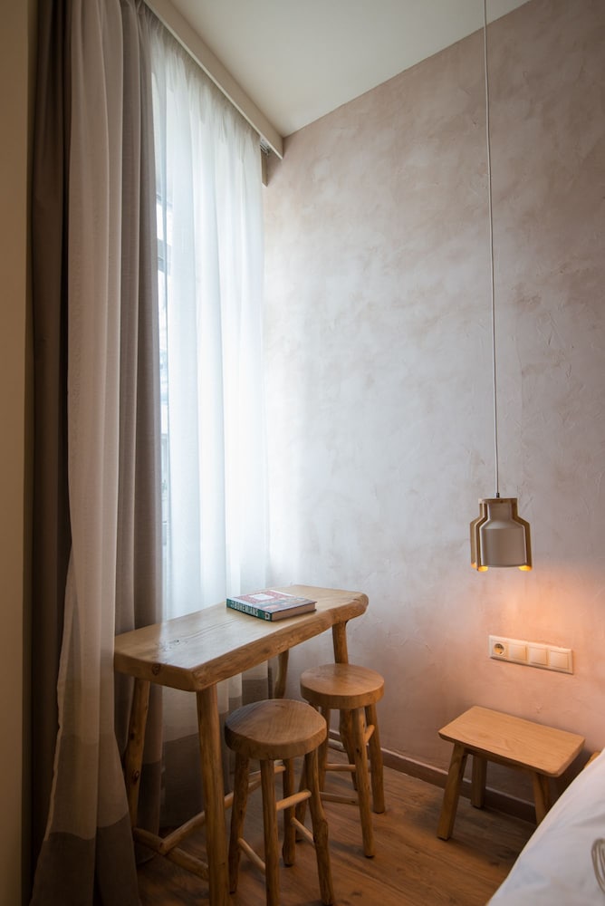Ederlezi Boutique Hotel 44/60