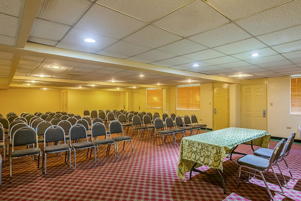 Quality Inn Northeast 38/41