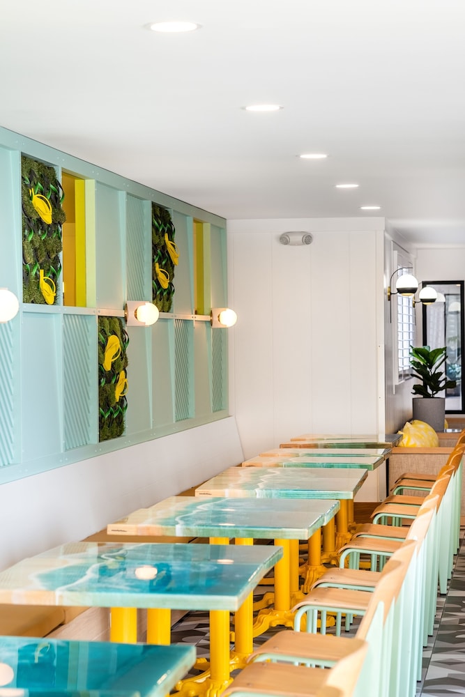 Ocean Park Inn 50/55