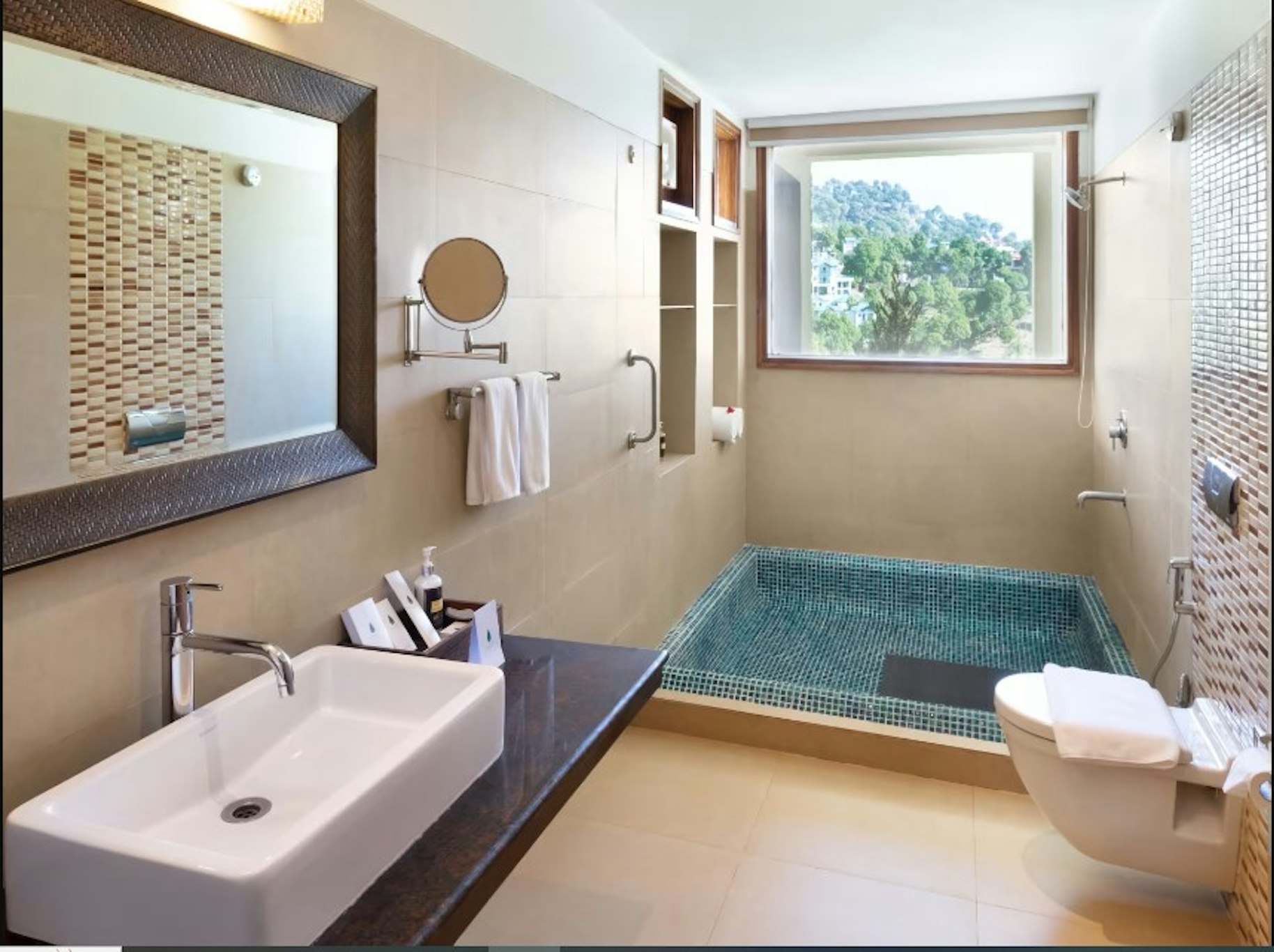 SURYA VILAS LUXURY SPA & RESORT 25/25