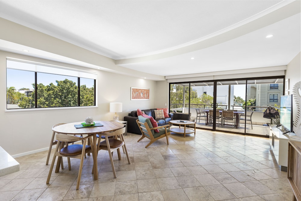 Bella Casa Noosa 50/73