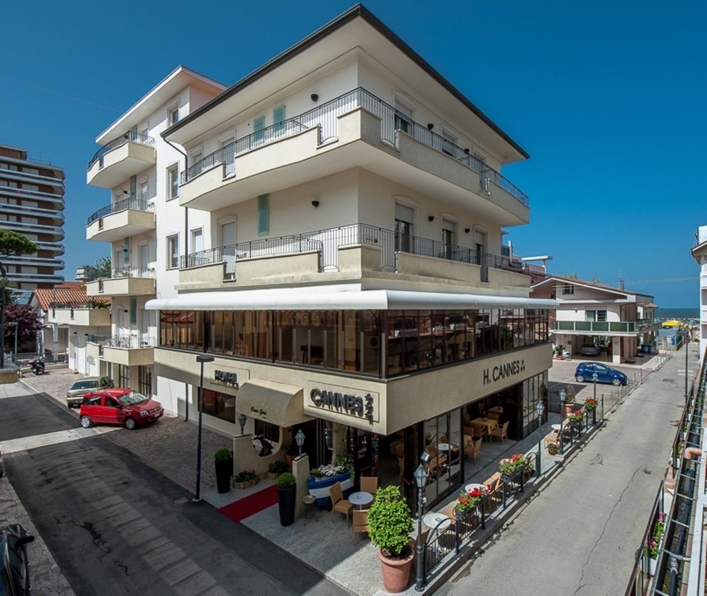 Hotel Cannes 2/50