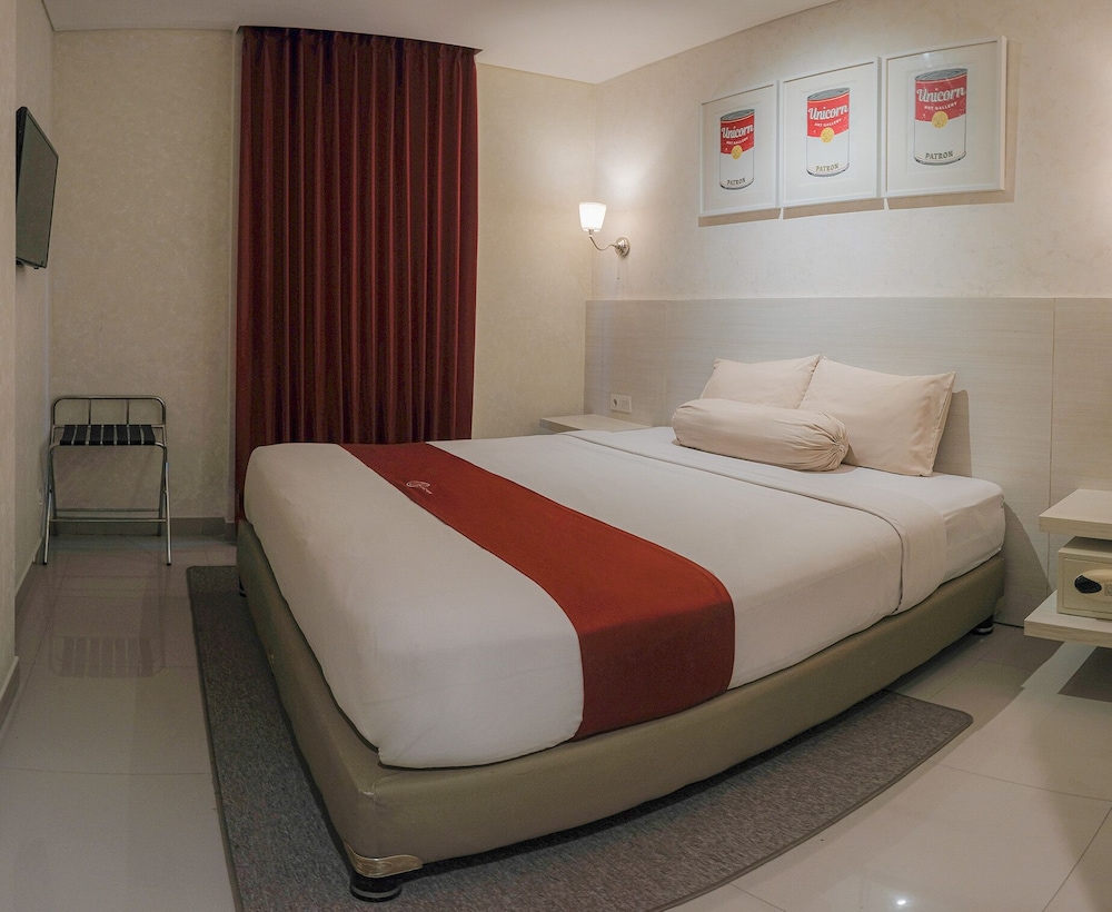 BASIC, KING BED