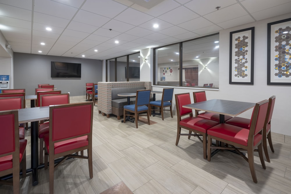 Holiday Inn Express Hotel And Suites Coon Rapids Blaine Area 29/38