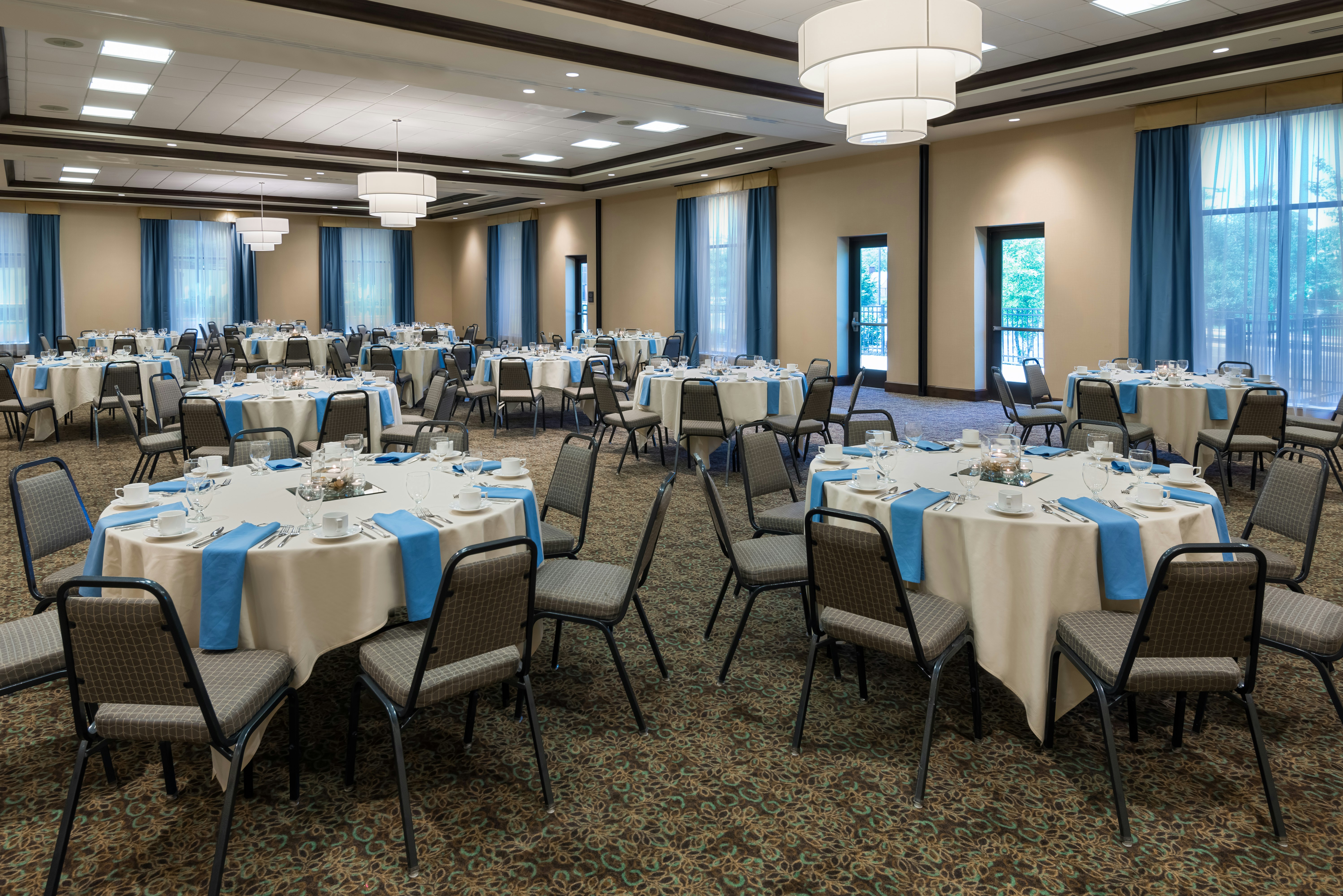 Hilton Garden Inn Akron 74/77