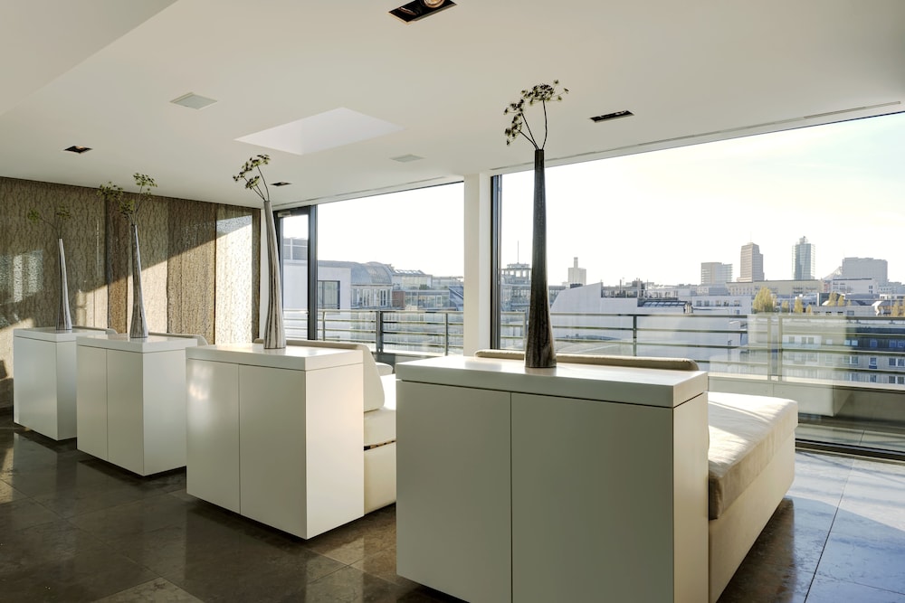The Mandala Suites 2/56
