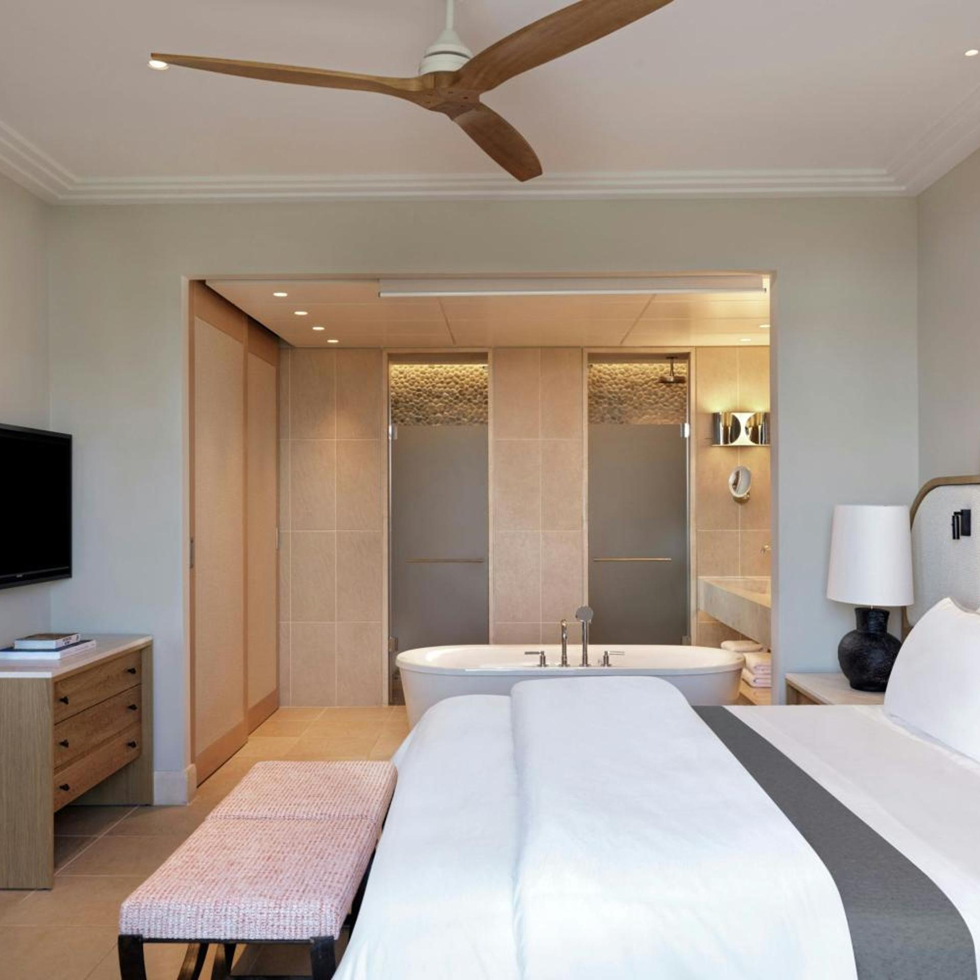 1 Bedroom, Family Suite, Suite, King Bed, Garden View, Sofa, The Westin Resort, Costa Navarino 6/10