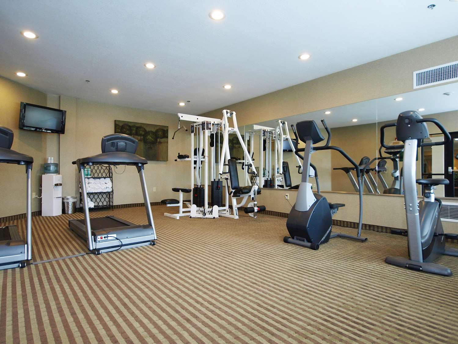 Best Western Plus Valdosta Hotel and Suites 19/41