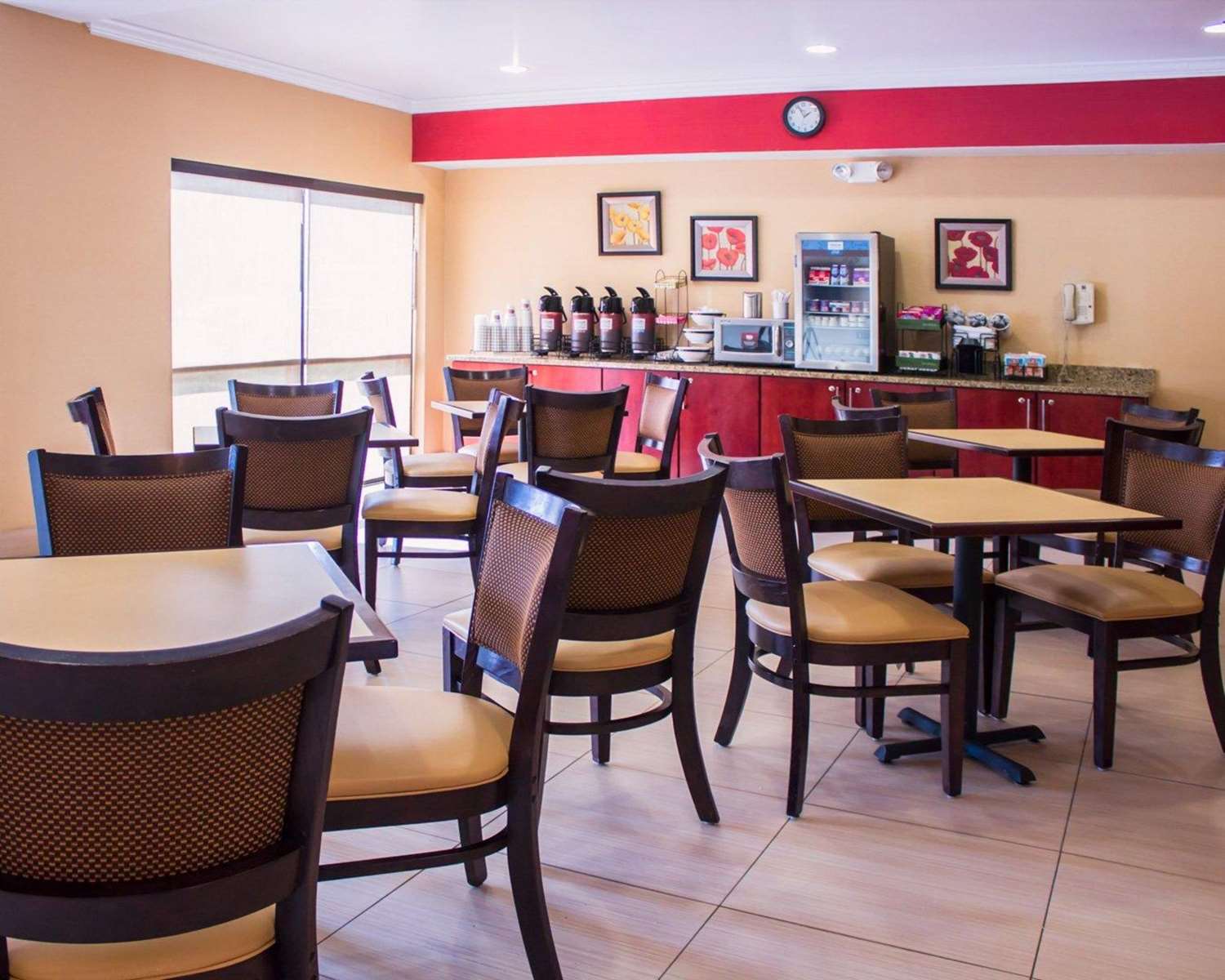 Comfort Inn & Suites Trussville I-59 Exit 141 29/45