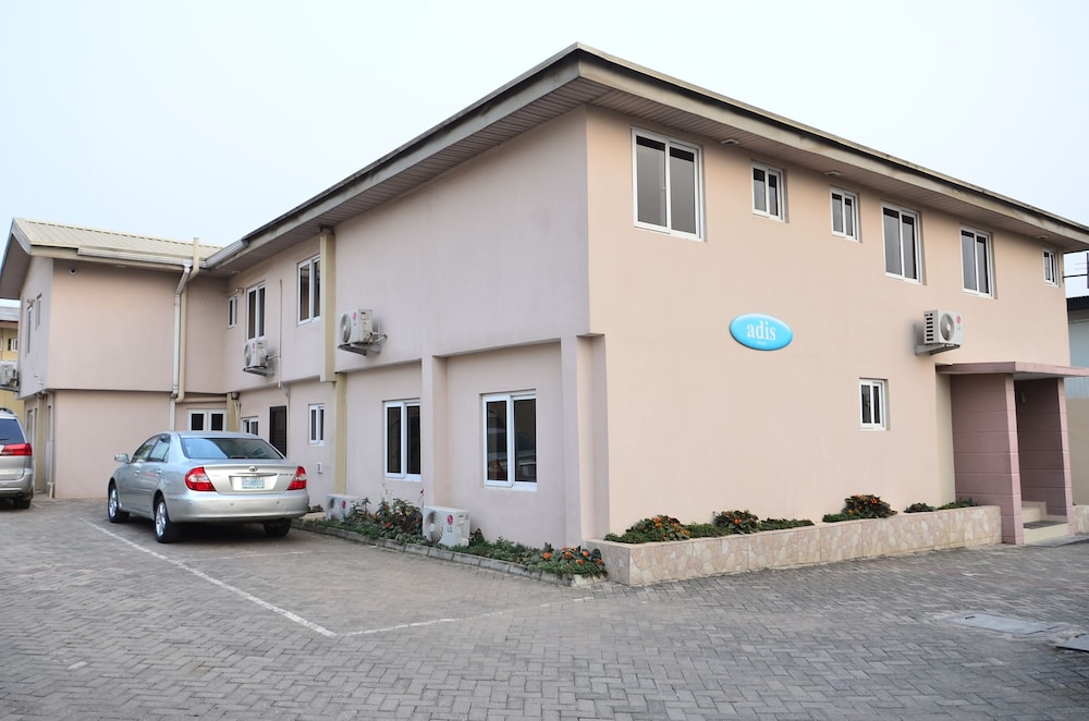 Adis Hotels Ibadan 26/32