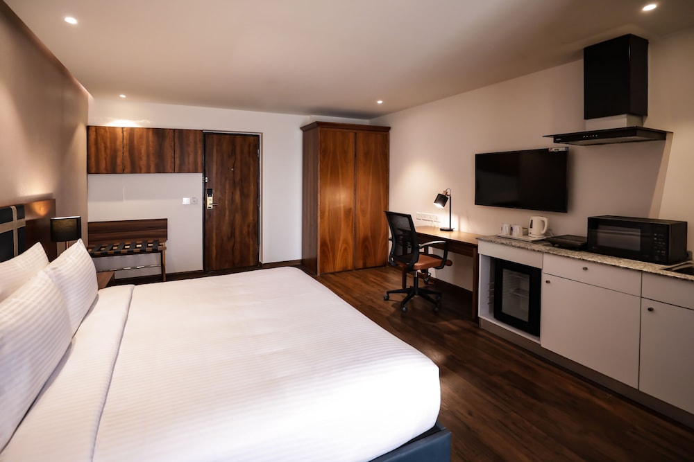 Regenta Suites Element One 18/50