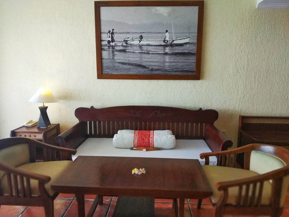 Nugraha Lovina Seaview Resort & Spa 58/69