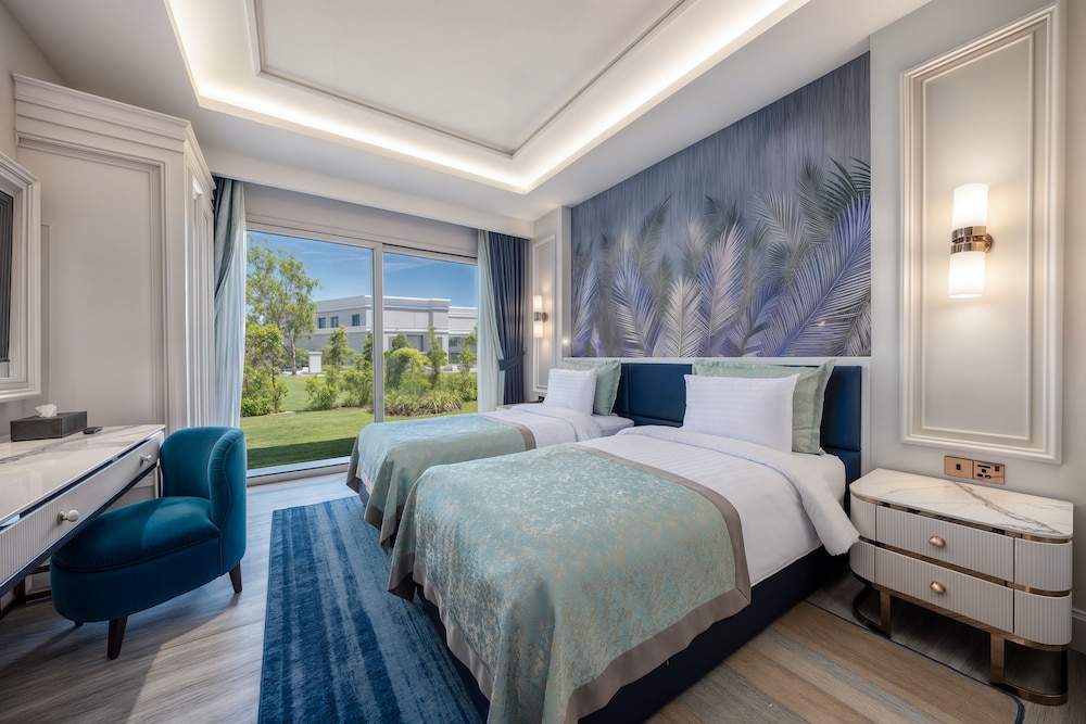 Merit Royal Gardens Hotel & Casino 26/69