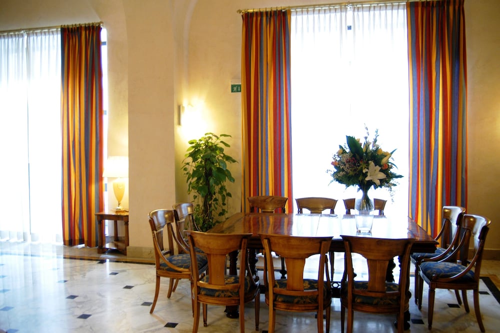 Katane Palace 39/49