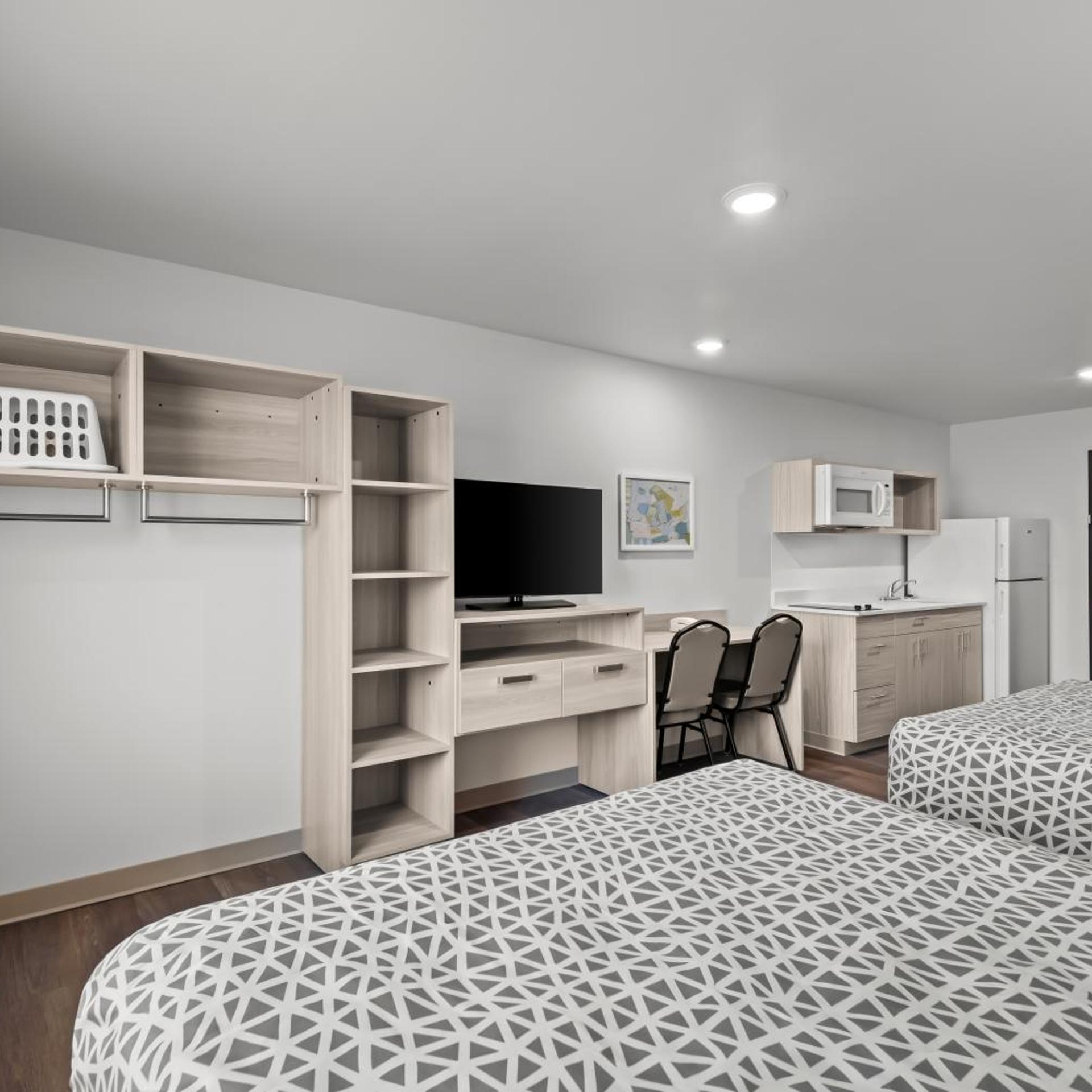 WoodSpring Suites Coralville Iowa City 20/41