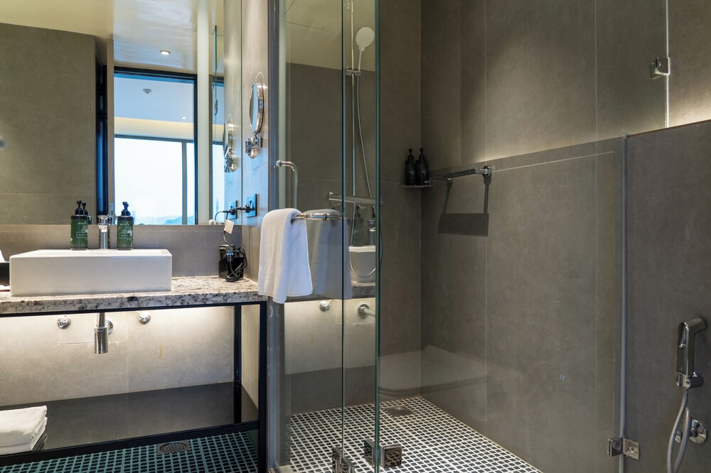 Ramada Encore By Wyndham Bhiwadi Phool Bagh Chowk 51/53