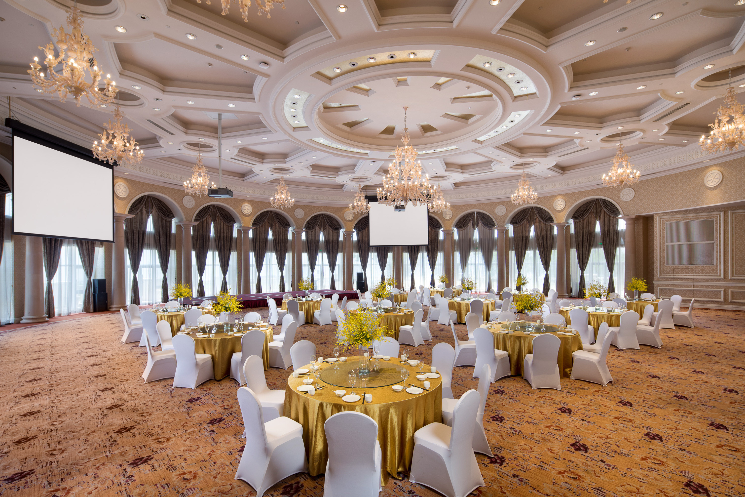 Crowne Plaza Qingdao Ocean Spring Resort 35/50