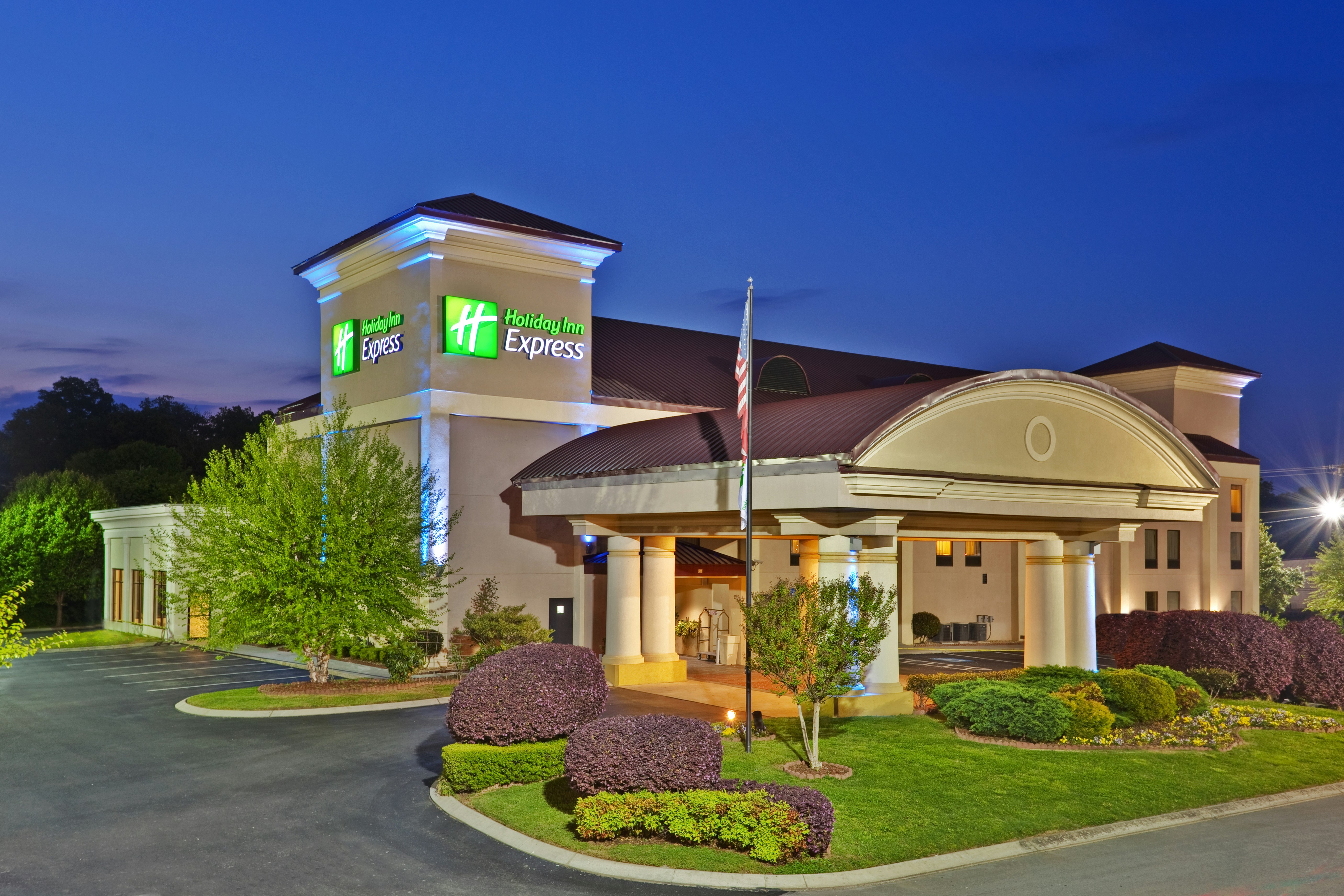 Holiday Inn Express Ringgold 4/44