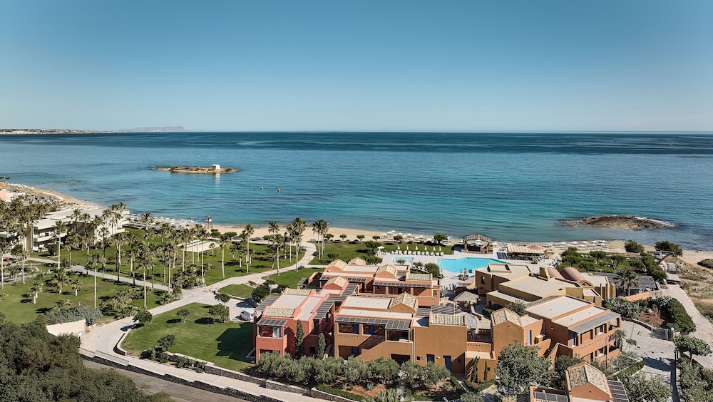 Sirens Beach Hotel 72/77