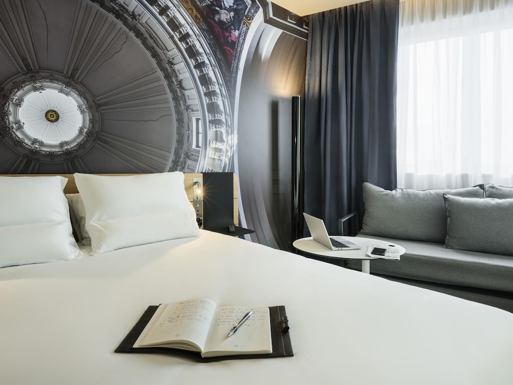 NOVOTEL BELLEVILLE PARIS 20 29/69