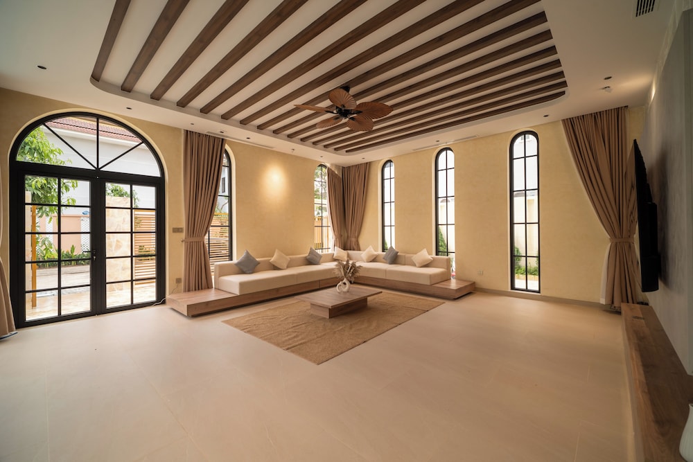 Mercury Phu Quoc Resort & Villas 48/63