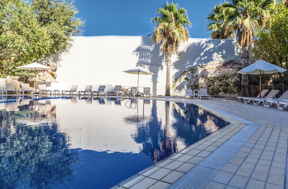 Movenpick Hotel Amman 25/50