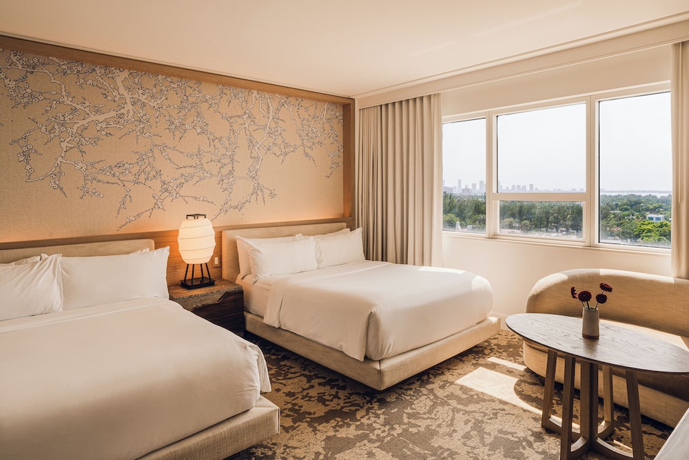 Room, 2 Queen Beds, Bay View