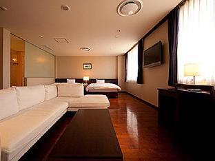 Deluxe, Twin Beds