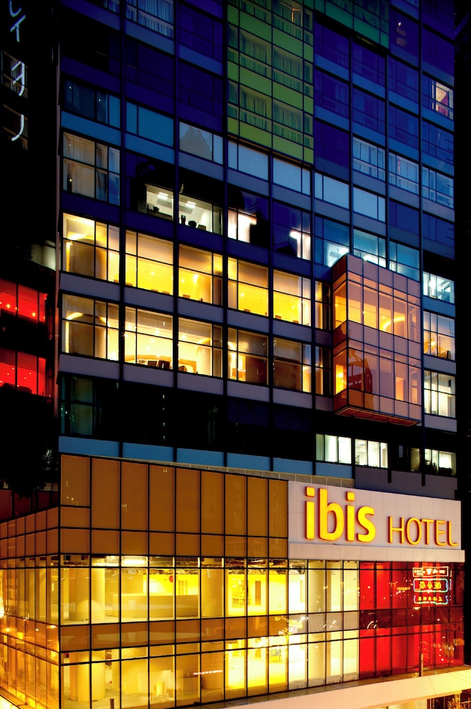 Ibis Hong Kong Central & Sheung Wan Hotel 1/65