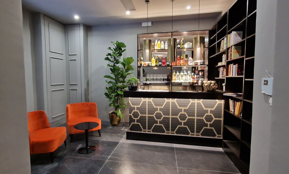 Flom Boutique Hotel 36/50