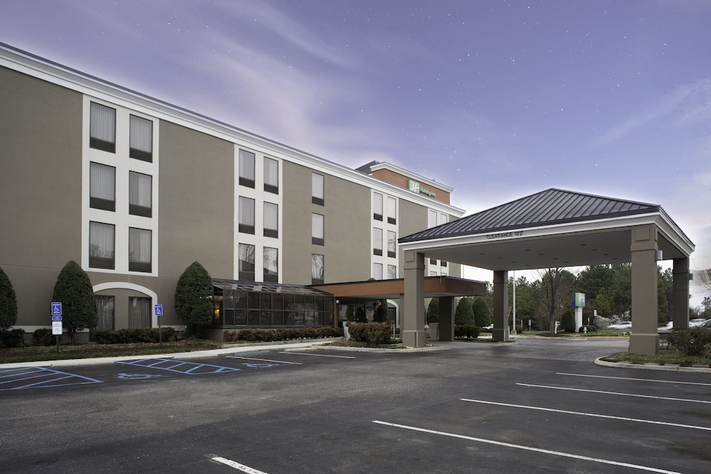 Holiday Inn Express Chester 1/43