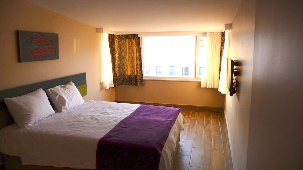 SUPERIOR, DOUBLE BED