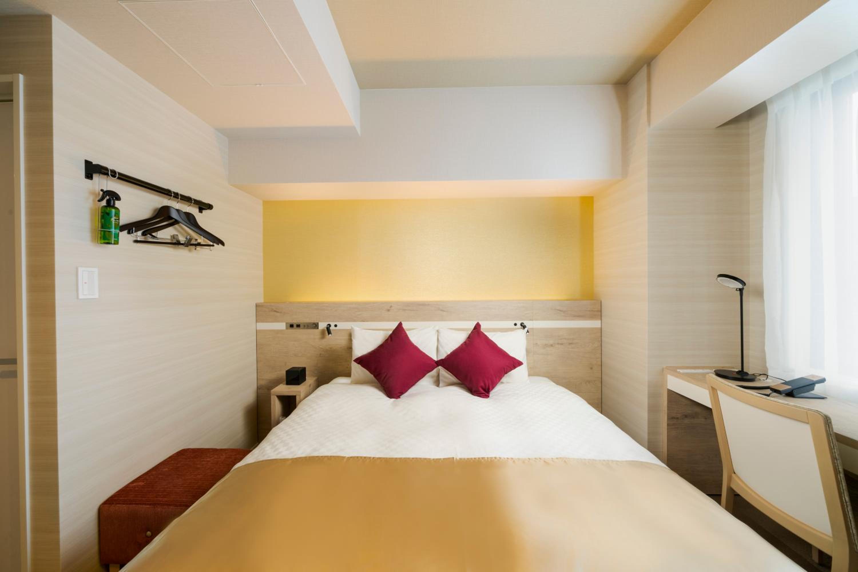 Superior, King Bed