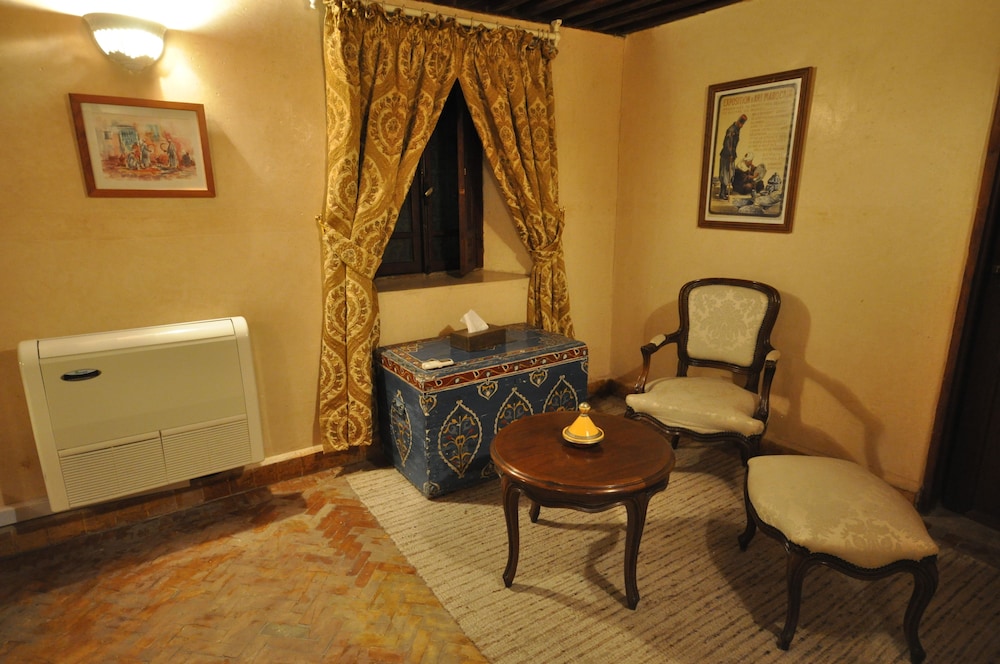 RIAD LE SUCRIER DE FES 41/68