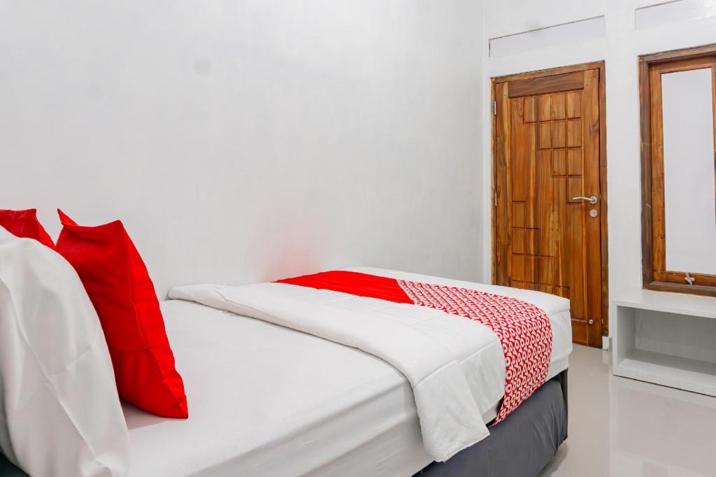 Hotel O Penginapan Kertajaya Syariah 11/18