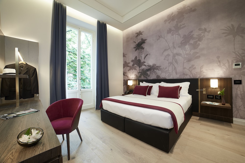 Messori Suites 9/68