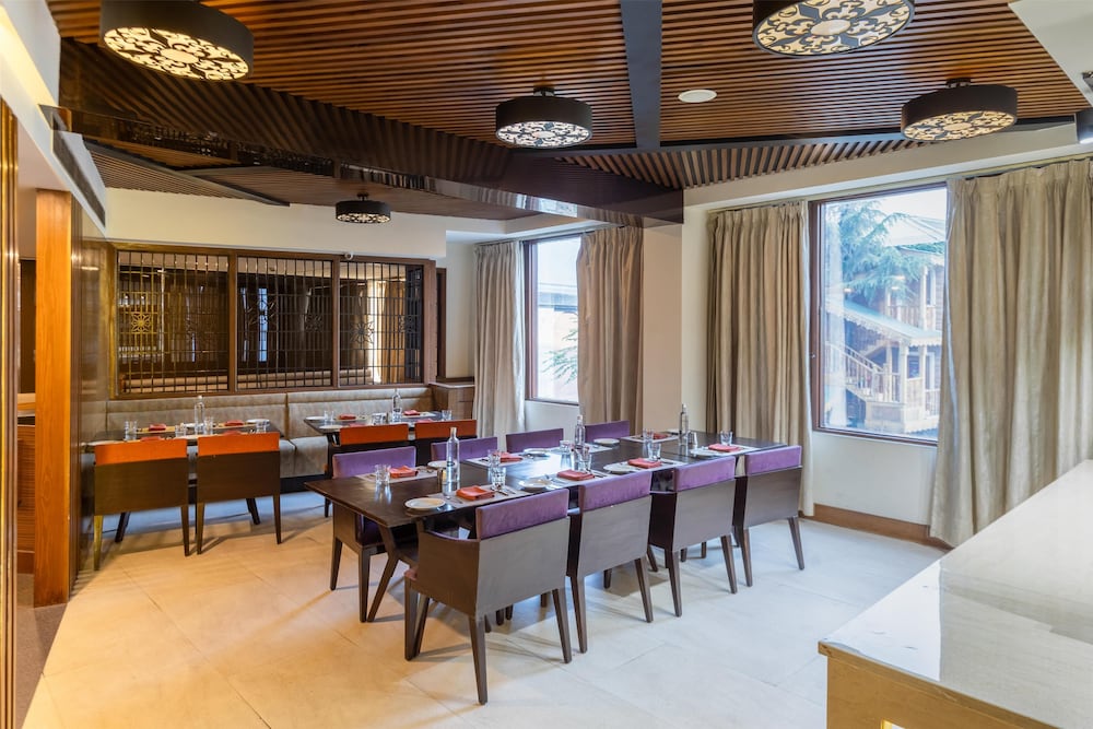 Radisson Srinagar 42/54