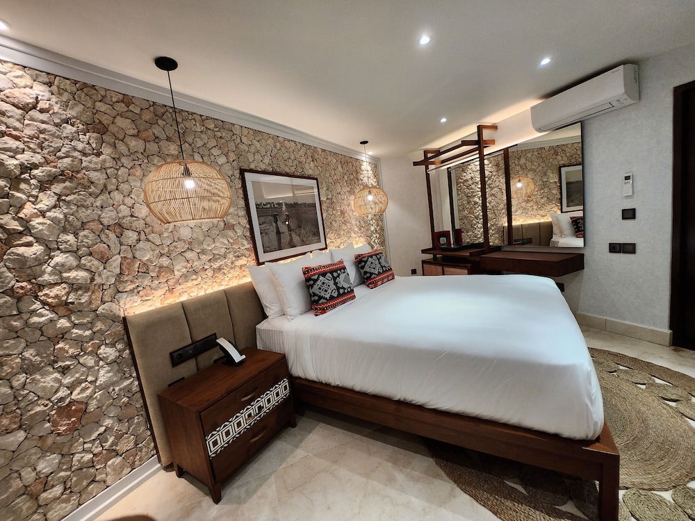جناح استوديو بسرير كوين