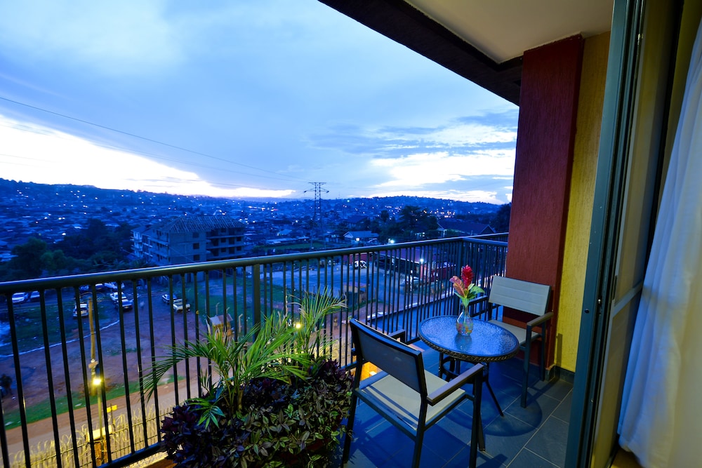 Bukoto Heights Apartments 71/73
