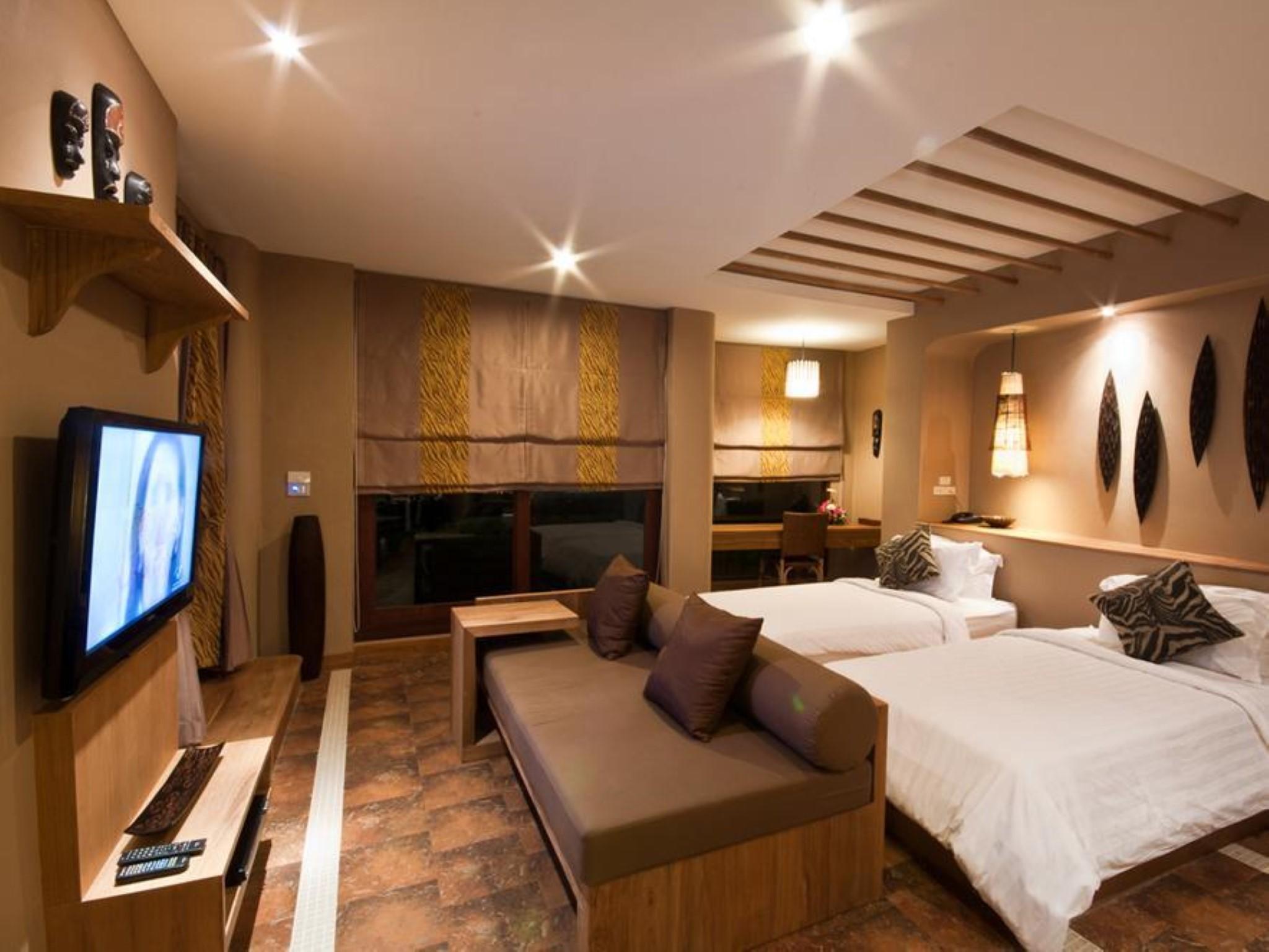 Deluxe, Skyline View, High Floor