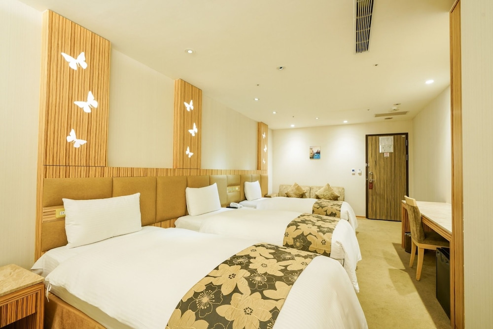 Eastern Sun Hotel 37/65