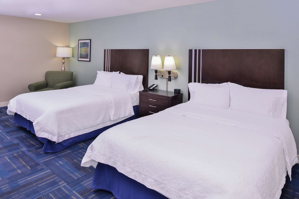 Hampton Inn Eugene 11/51
