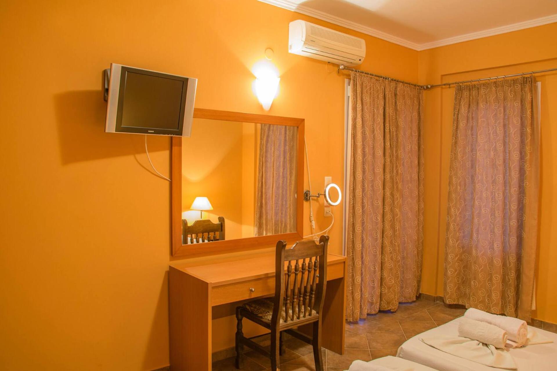 Saint Catherine Hotel 43/50