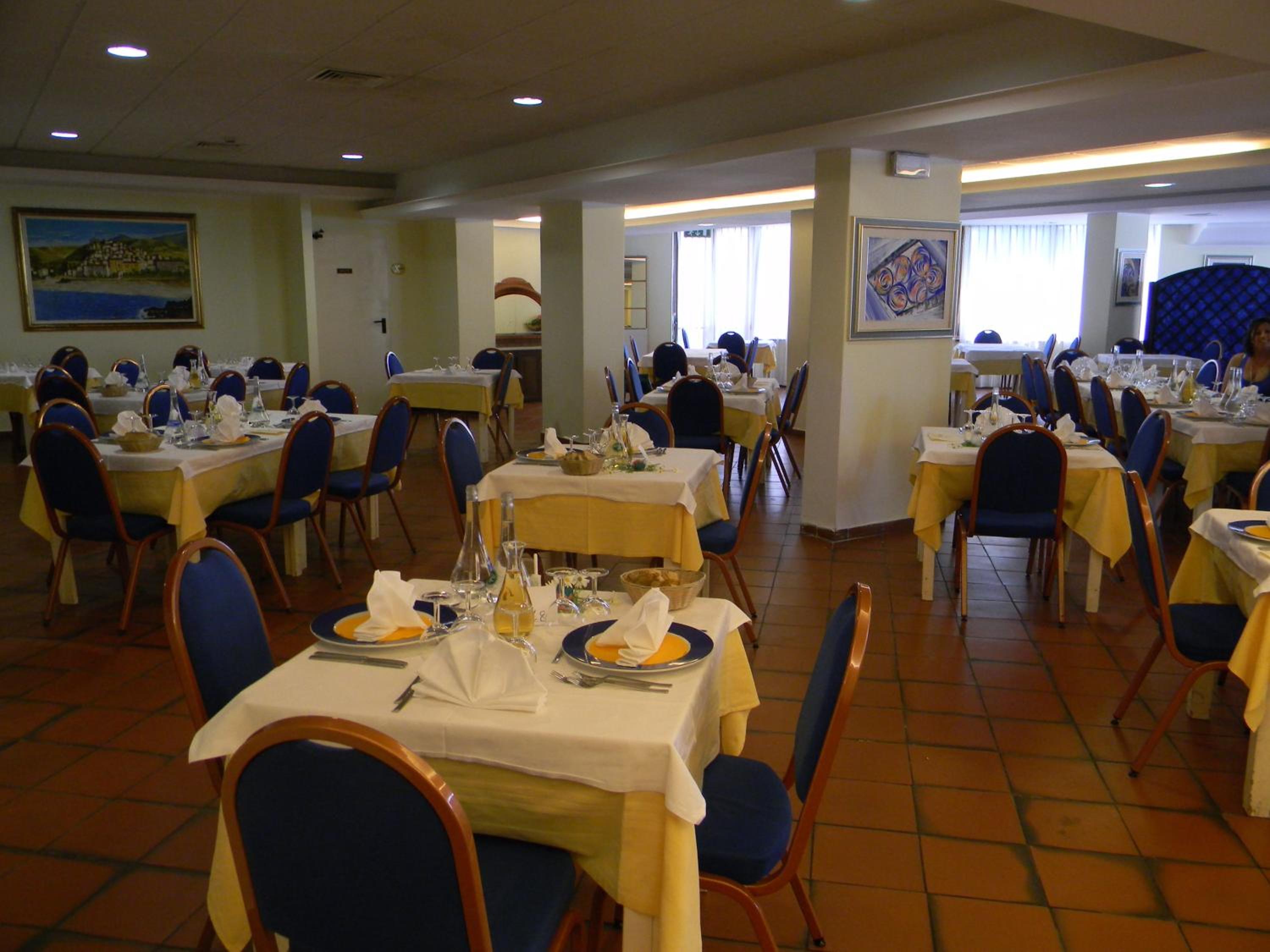 Hotel Talao S.A.S. 22/42