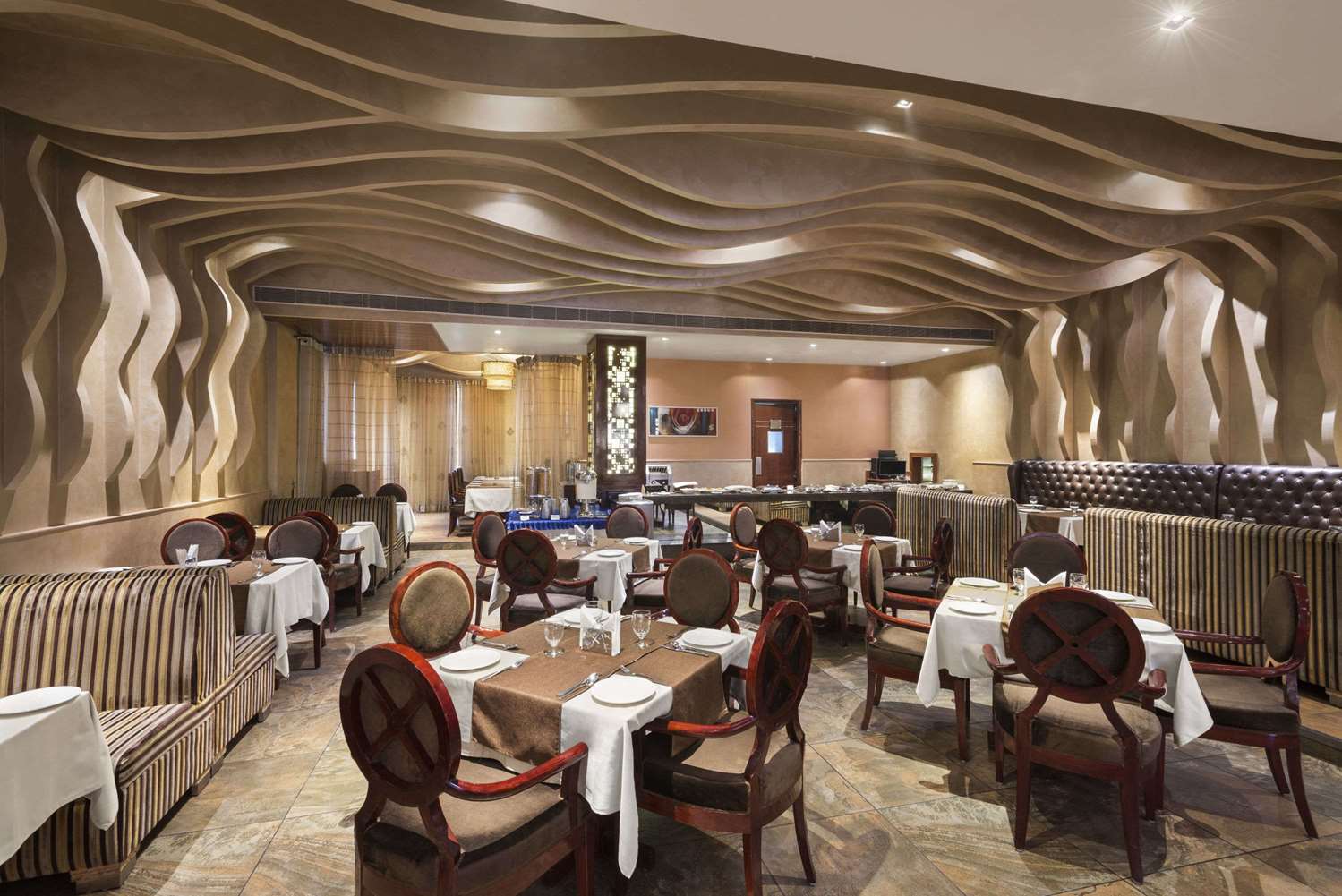 Days Hotel by Wyndham Panipat 9/12