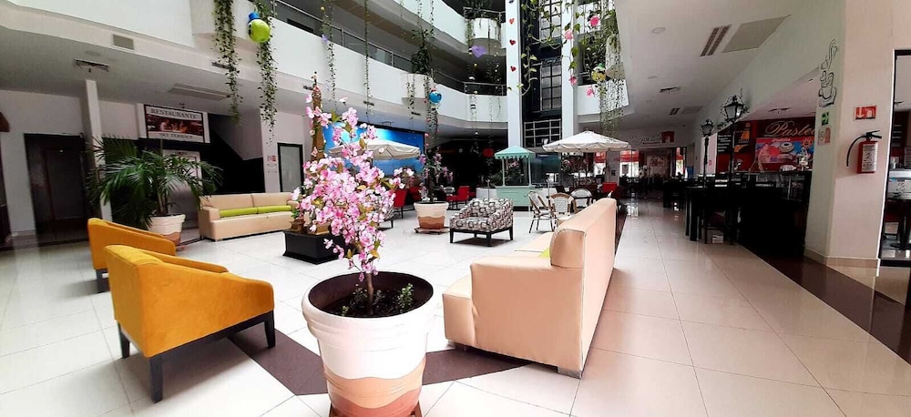 PARIS FC HOTEL 41/76