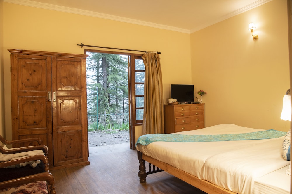 Shimla British Resort 11/50