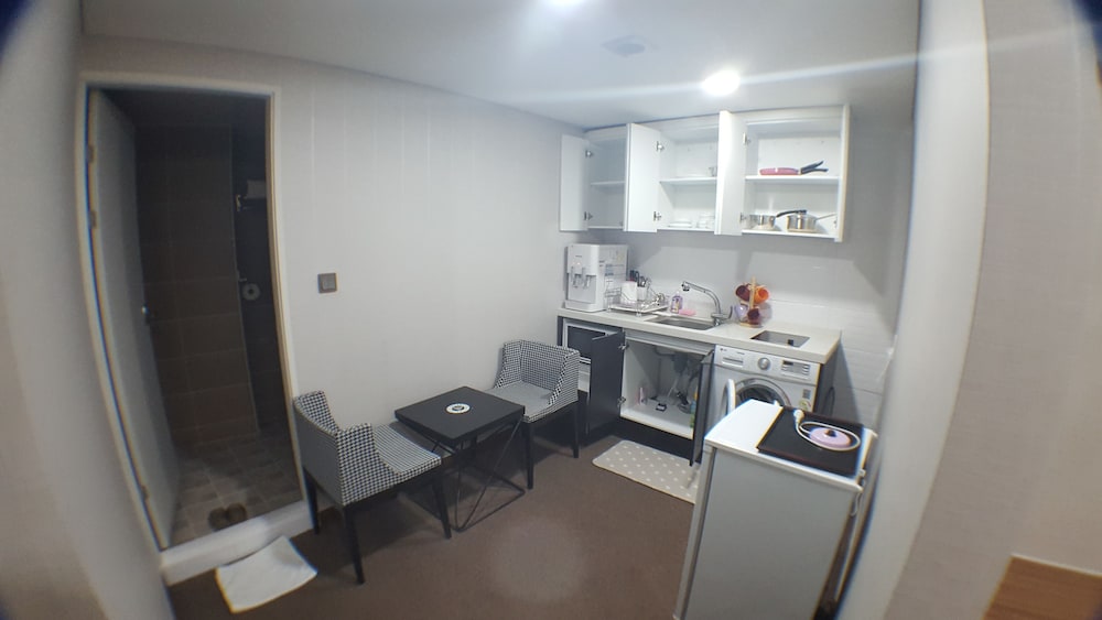 Myeongdong Mom House 32/46