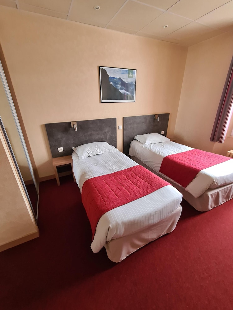 Hostellerie du Cantal 5/15