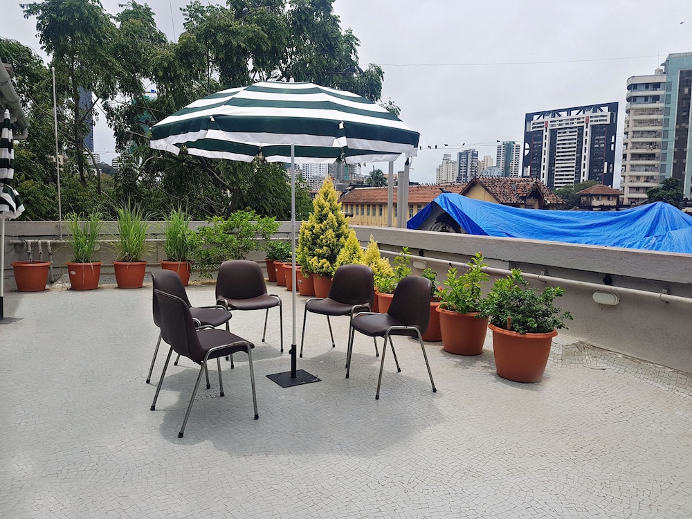 Hotel Kumkum 38/42